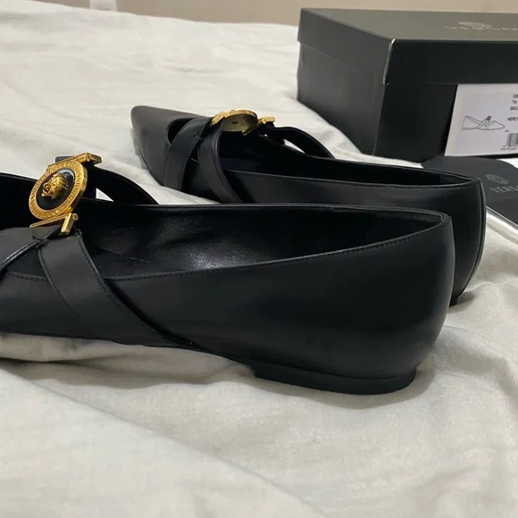 Versace Medusa Flat - Picture 6 of 11